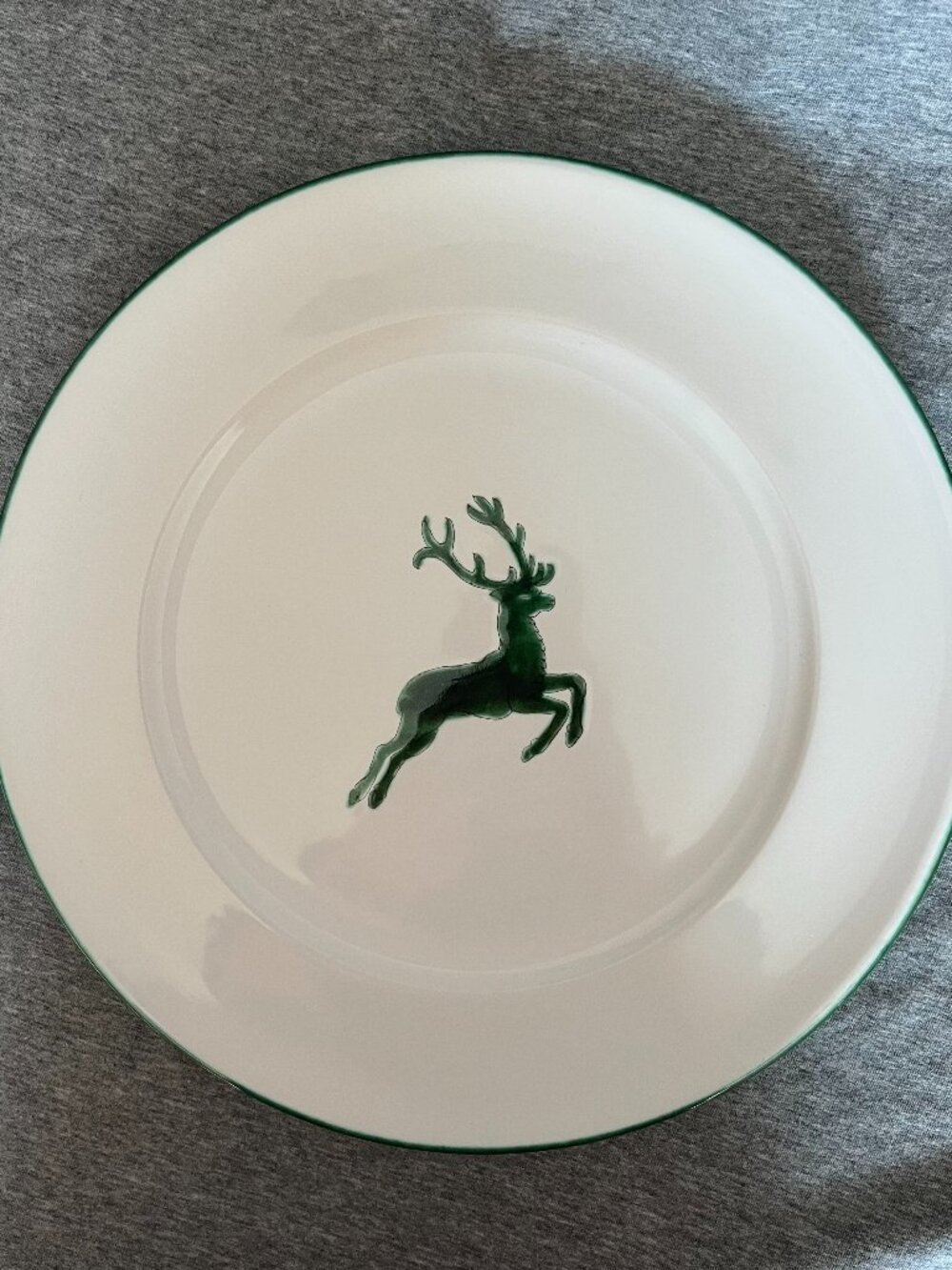 Gmundner Keramik Wild Stag Dinner Plate in the color Green
